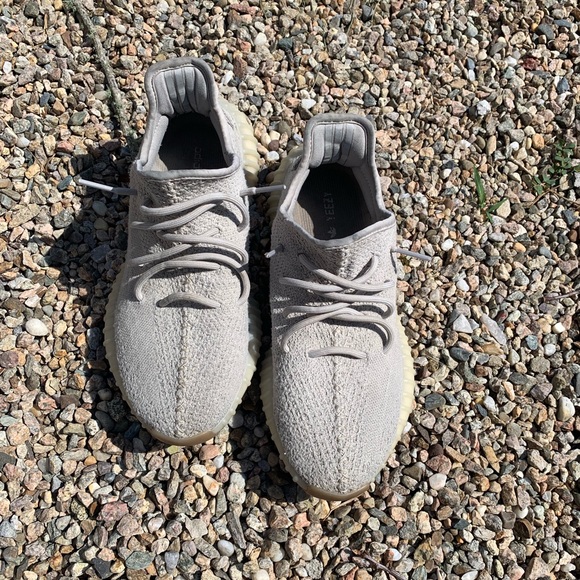 Yeezy Boost 350 V2 ‘Sesame’ - Picture 3 of 5